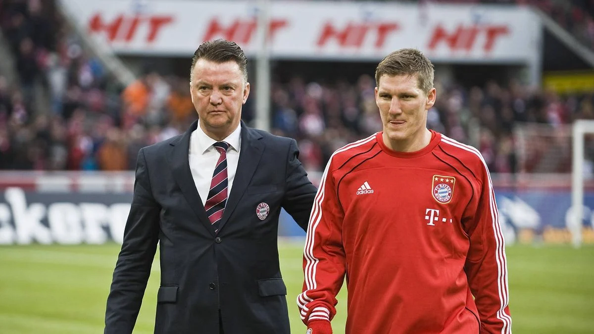 Bastian Schweinsteiger Usulkan Louis van Gaal Jadi Pelatih Tim Nasional Jerman