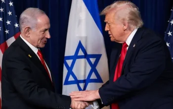 Benjamin Netanyahu Bertemu Donald Trump untuk Bahas Perang Iran