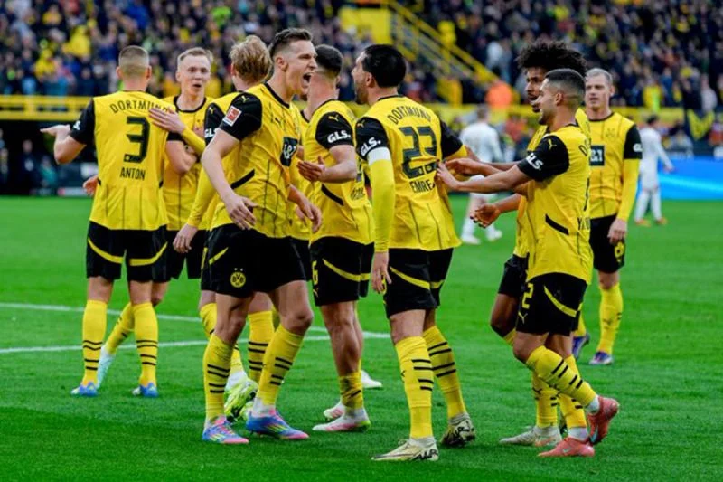 Borussia Dortmund Raih Kemenangan 3-1 Atas Rot-Weiss Oberhausen di Laga Uji Coba