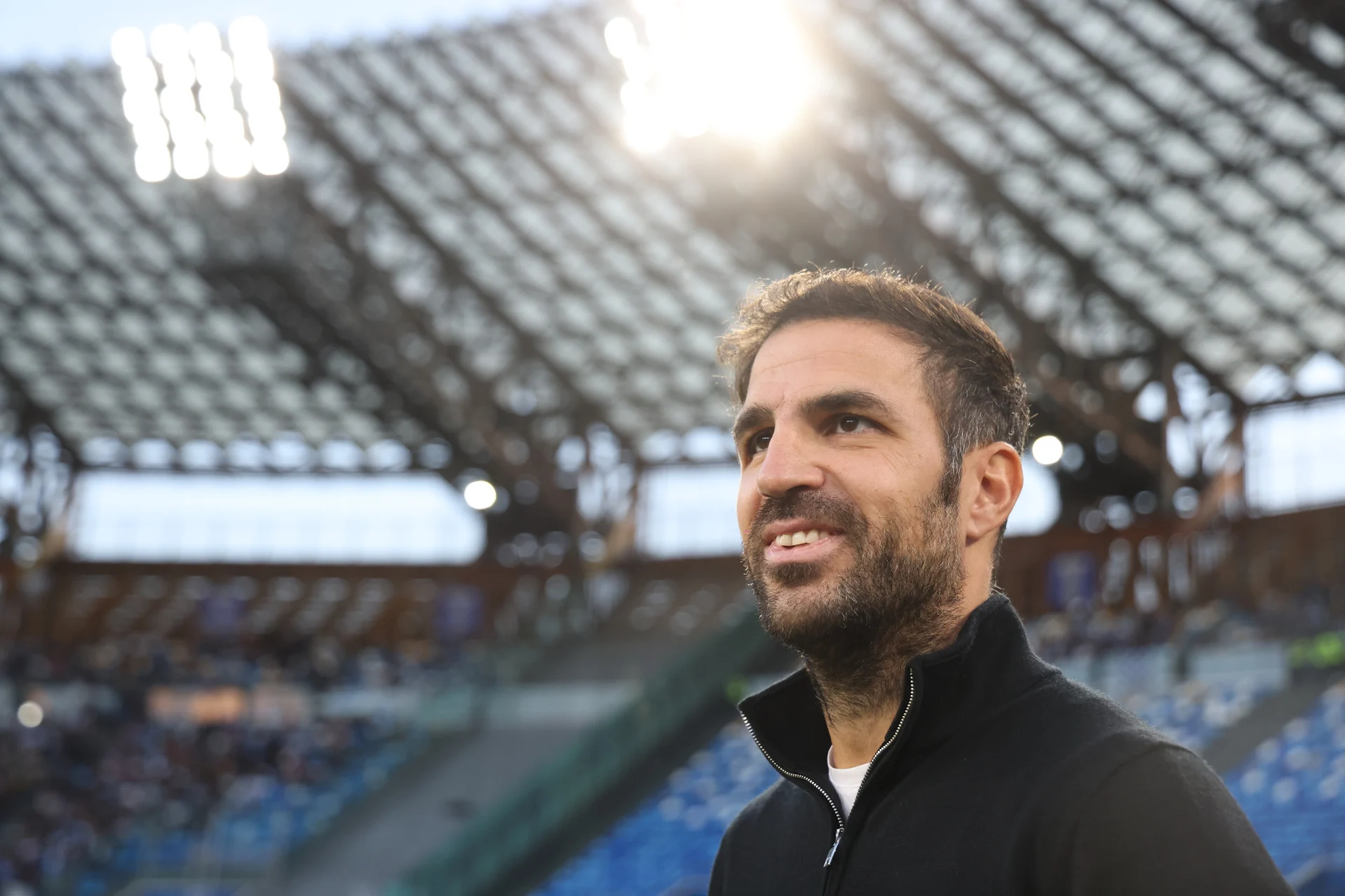 Cesc Fabregas: Dari Pemain Bintang Hingga Pelatih Sukses