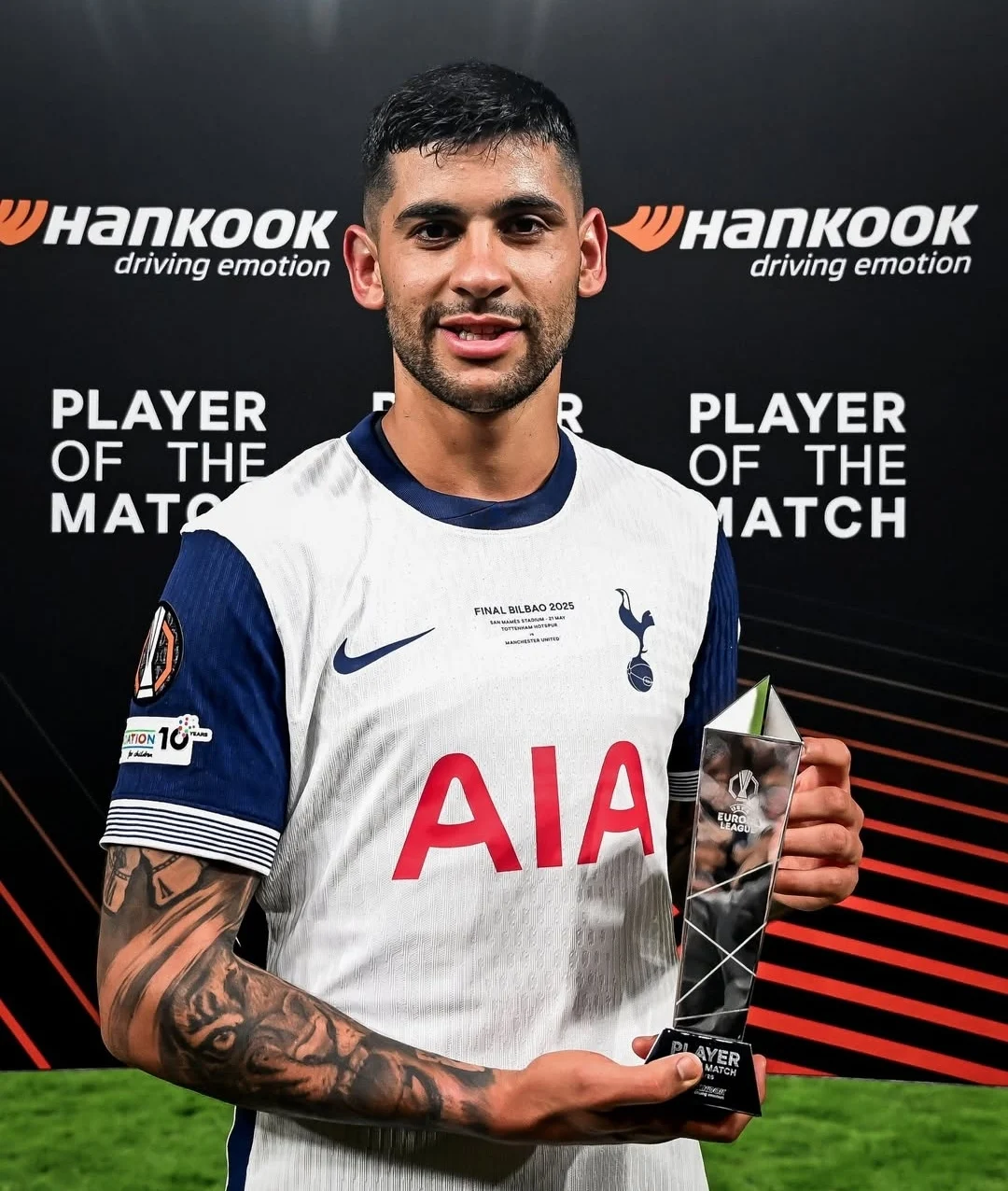 Cristian Romero Ingin Tinggalkan Tottenham Hotspur Meski Dipuji oleh Roberto De Zerbi