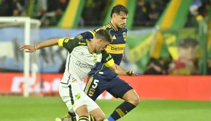 Defensa y Justicia Mengalahkan Boca Juniors, Sementara Napoli Incar Exequiel Zeballos