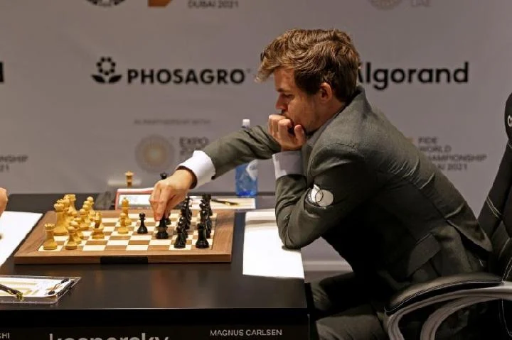 Dunia Catur Mengalami Perubahan Besar: Magnus Carlsen dan Turnamen Catur Dunia