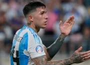 Enzo Fernandez: Antara Kontroversi dan Komitmen di Tim Nasional Argentina