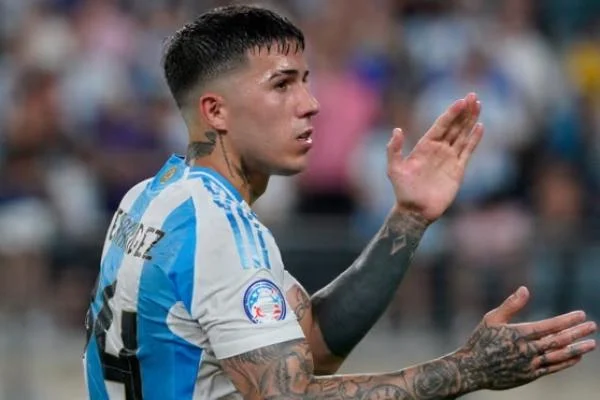 Enzo Fernandez: Antara Kontroversi dan Komitmen di Tim Nasional Argentina