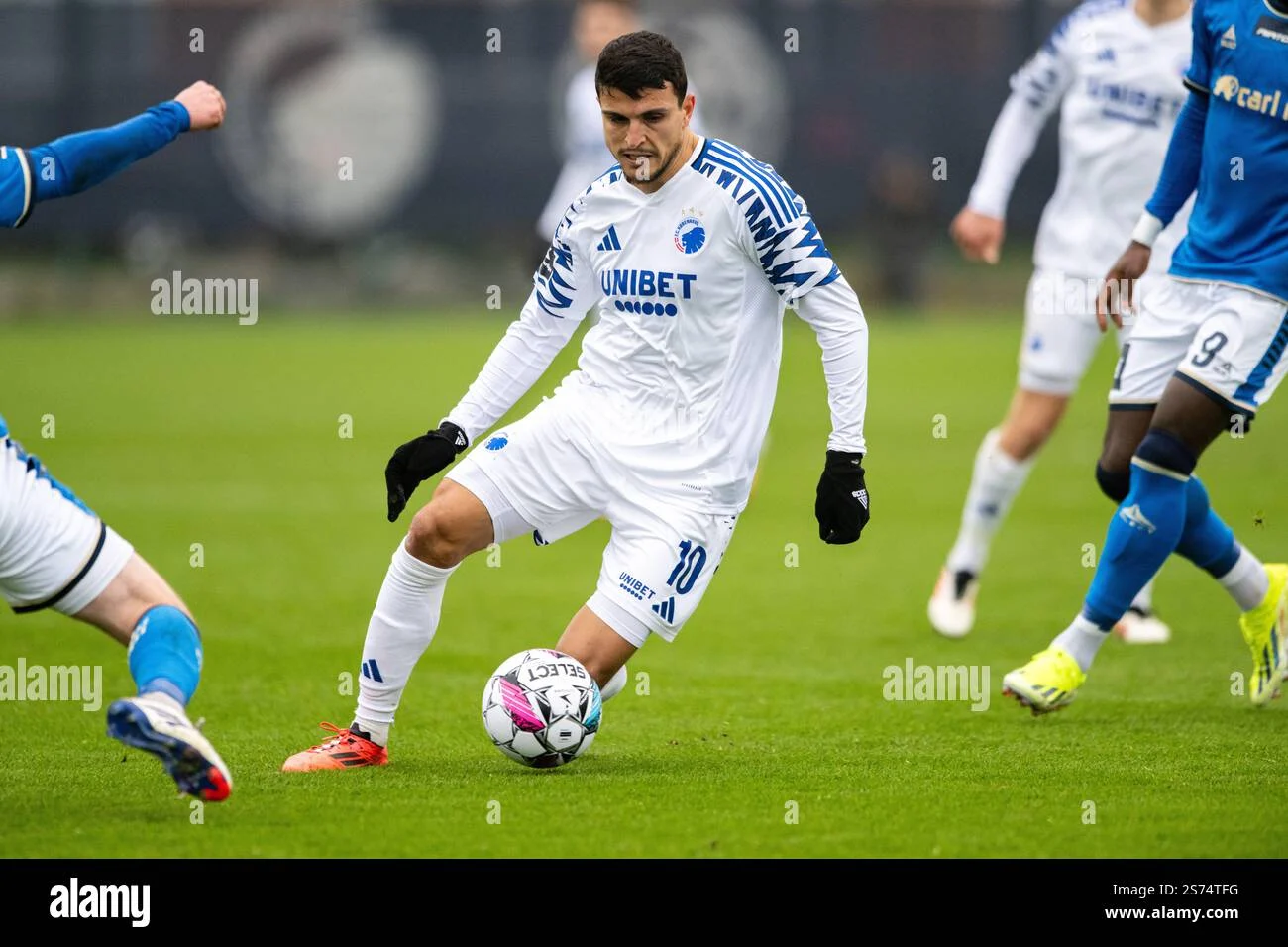 FC Copenhagen Raih Kemenangan Dramatis atas Lyngby BK Berkat Gol Spektakuler Mohamed Elyounoussi