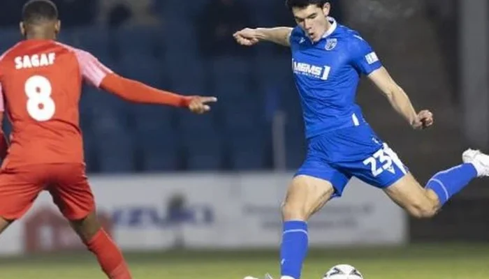 Gillingham Mengalahkan Millwall 1-0 dalam Laga Uji Coba: Elkan Baggott Tampil Solid