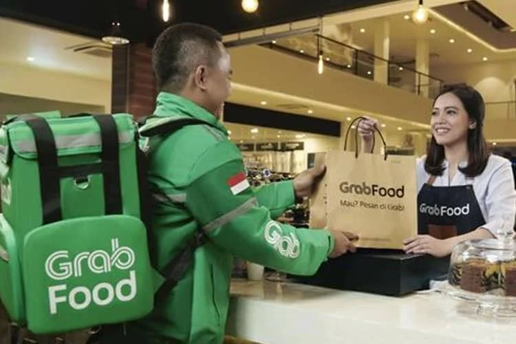 Grab, Makanan, dan Ekonomi: Menelisik Berbagai Aspek