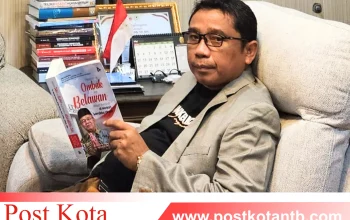 Hakim: Antara Pernikahan, Pendidikan, dan Keadilan