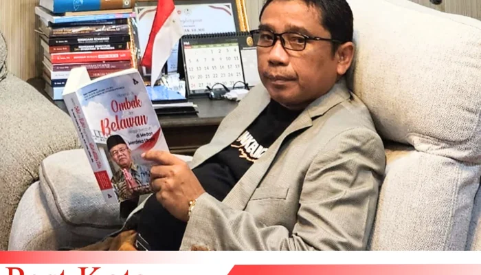 Hakim: Antara Pernikahan, Pendidikan, dan Keadilan