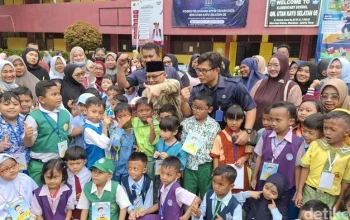 Hari Pertama Masuk Sekolah: Antusiasme dan Deg-degan Orang Tua
