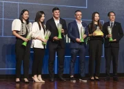 Hong Kong: Dari Penghargaan untuk Pelatih Sepak Bola hingga Inisiatif Pemerintah untuk Meningkatkan Kesejahteraan