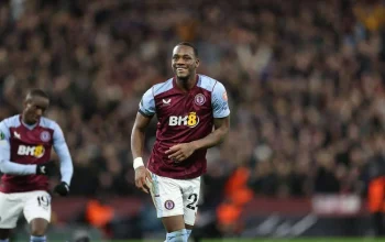Jhon Duran, Pemain Bola Termuda yang Sudah Bermain di 7 Klub