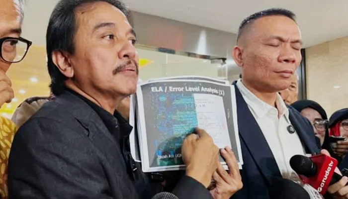 Joko Widodo Terlibat Kasus Ijazah Palsu: Roy Suryo dan Tifa ‘Berjuang’ di Persidangan