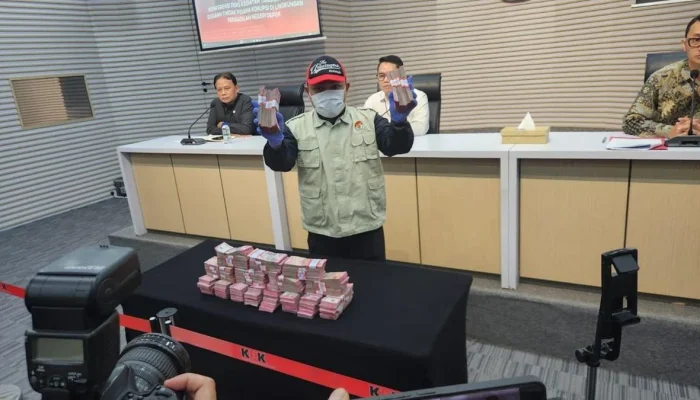 Kasus Korupsi di Kuantan Singingi: KPK Dalami Dugaan Suap dan Pengembalian Uang
