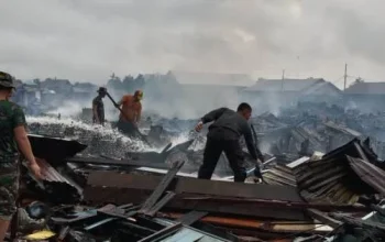 Kebakaran dan Penyerangan Kios di Berbagai Daerah: Kerugian Miliaran dan Dampak Sosial