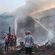 Kebakaran Hebat Melanda Kampung Adat Kasepuhan Ciptamulya Sukabumi, 70 Rumah Hangus