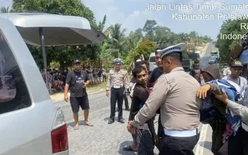 Kecelakaan Maut di Demak: Kendaraan Kopdes Merah Putih Terjungkal di Pemakaman, 3 Orang Luka Berat