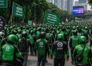 Komisi 8 Persen Ojol Resmi Berlaku: Pengemudi Mengaku Pendapatan Tak Berubah