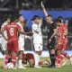 Konflik dan Kontroversi: Dari Sepak Bola Hingga Penangkapan