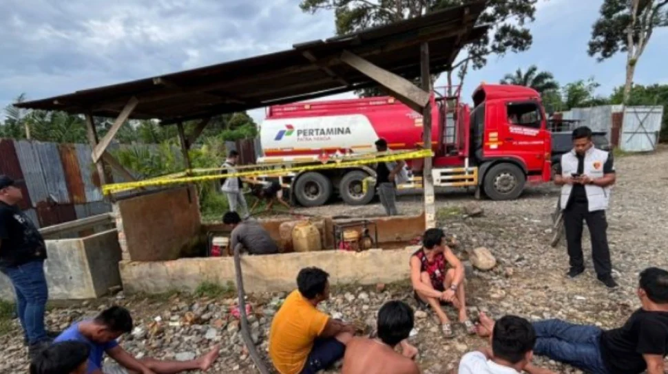 Krisis BBM di Sumatera: Sopir Truk Tangki Pertamina Jadi Sorotan