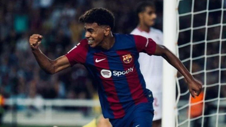 Lamine Yamal: Bintang Muda Sepak Bola Spanyol yang Membuat Sejarah
