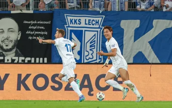 Lech Poznań Pimpin Pencarian Tiket Liga Champions dengan Kemenangan 4-1 atas Aarhus
