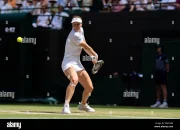 Linda Noskova Menangkan Gelar Wimbledon Pertamanya