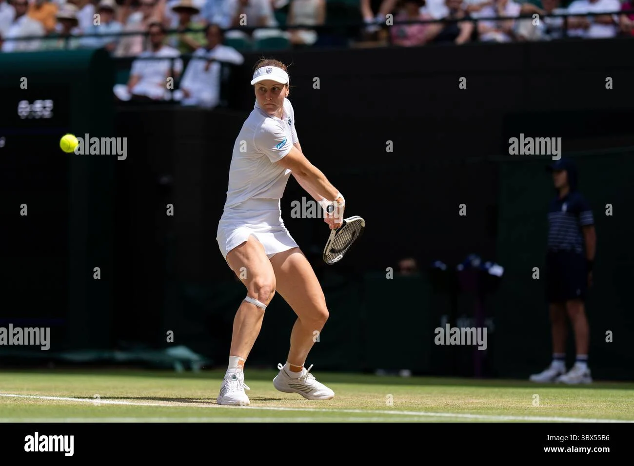 Linda Noskova Menangkan Gelar Wimbledon Pertamanya