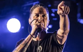 Lou Koller, Vokalis Sick of It All, Meninggal Dunia pada Usia 59 Tahun