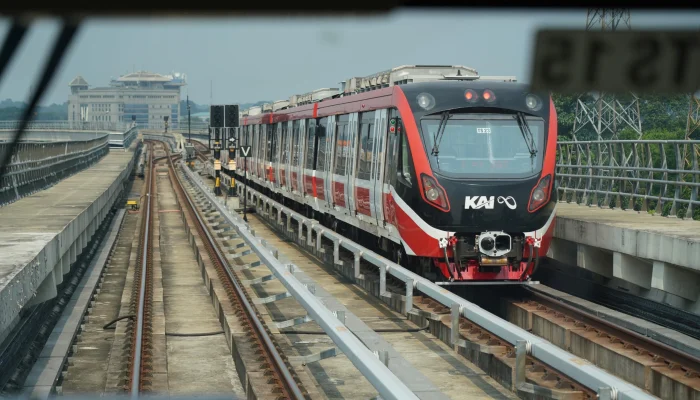 LRT Jabodebek: Membangun Masa Depan Transportasi dan Pendidikan