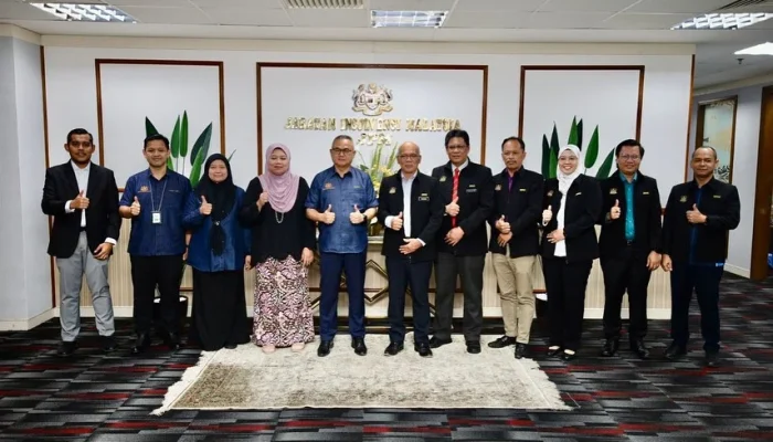 Malaysia Di Bawah Sorotan: Dari Puncak Kekuasaan hingga Kritik Internasional