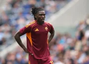 Manchester United Incar Manu Kone dari AS Roma Setelah Gagal Rekrut Ederson