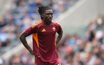 Manchester United Incar Manu Kone dari AS Roma Setelah Gagal Rekrut Ederson