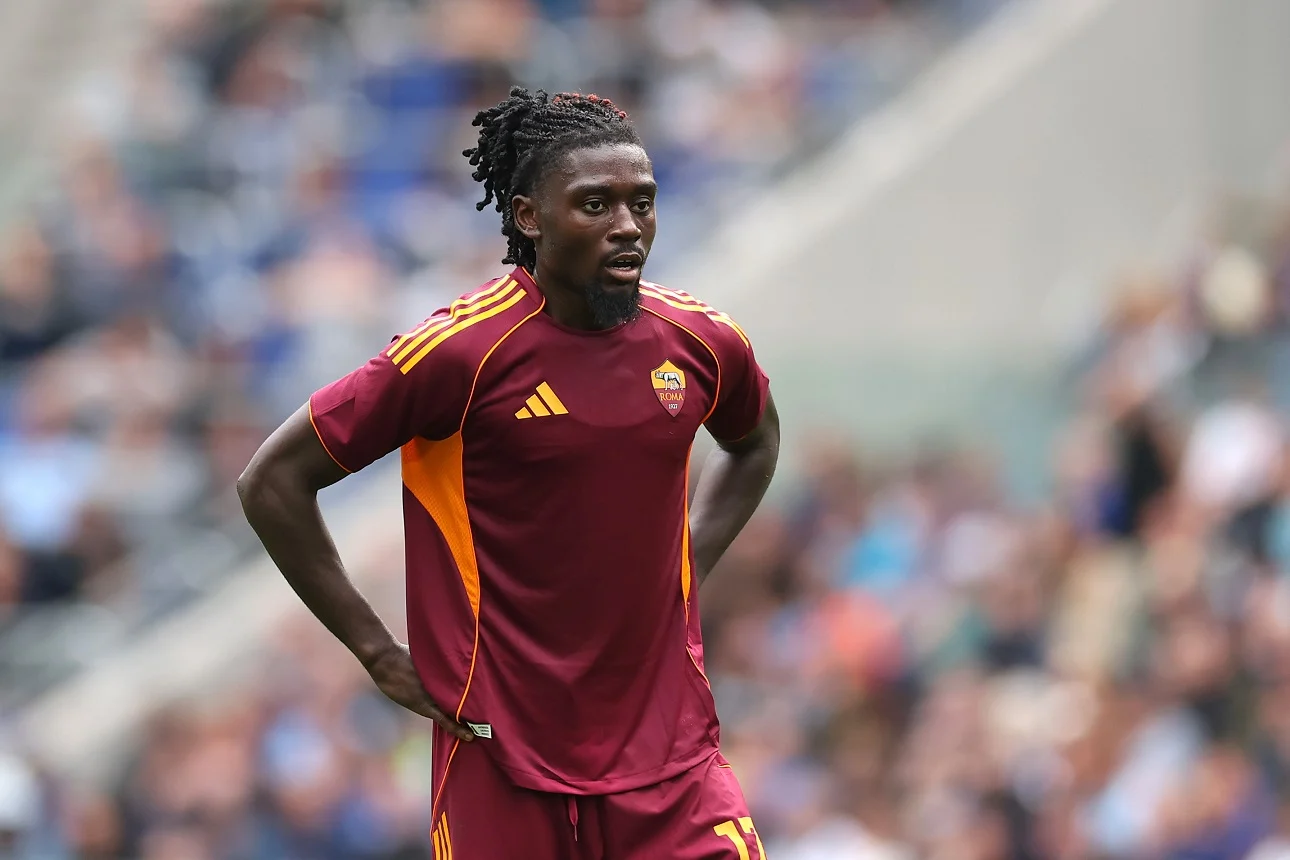 Manchester United Incar Manu Kone dari AS Roma Setelah Gagal Rekrut Ederson