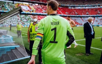 Manuel Neuer Menggantung Sarung Tangan: Selamat Tinggal untuk Legenda Jerman