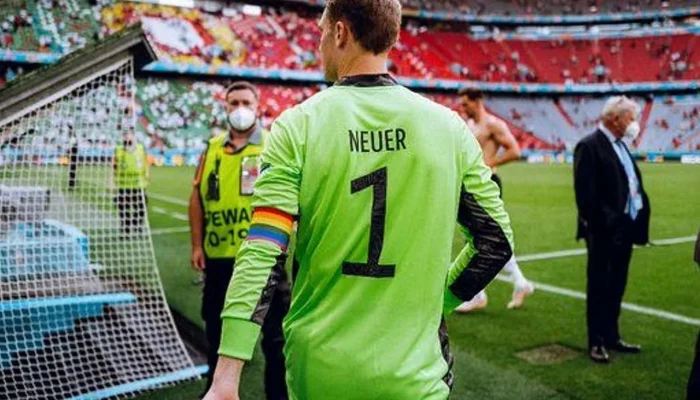Manuel Neuer Menggantung Sarung Tangan: Selamat Tinggal untuk Legenda Jerman
