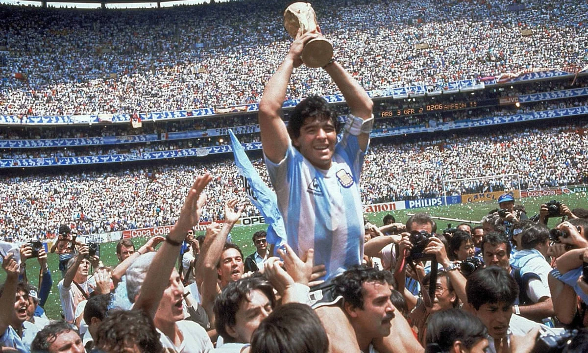 Maradona: Mengenang Legenda Sepak Bola yang Tak Terlupakan