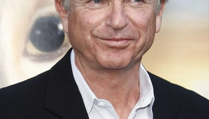 Mengenang Sam Neill: Aktor yang Meninggalkan Jejak di Dunia Film