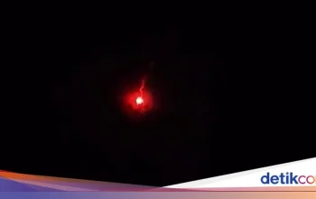 Misteri Cahaya Biru di Langit Majalengka Terungkap: Meteor Besar yang Melintas Pulau Jawa
