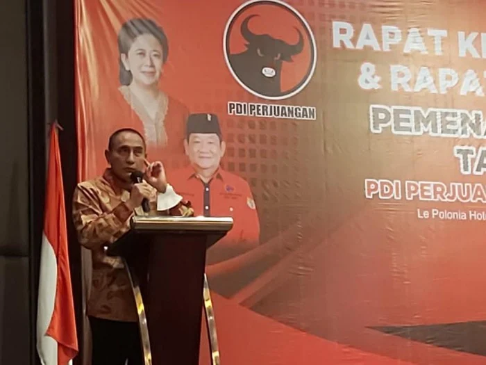 Mitch McConnell: Pemulihan Berlanjut, Tidak Hadir di Acara Politik Penting