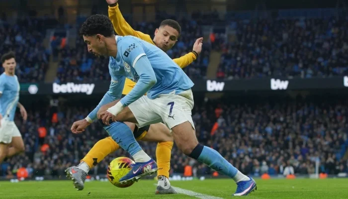 MU Gigit Jari, Sang Gelandang Incaran Pilih Gabung Klub EPL Lain