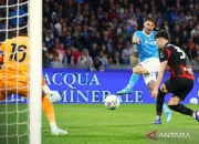 Napoli Dibantai Arezzo 3-1, Allegri Optimis dengan Sistem 4-3-3