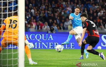 Napoli Dibantai Arezzo 3-1, Allegri Optimis dengan Sistem 4-3-3