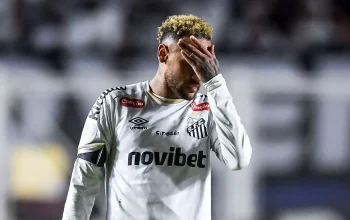 Neymar Membantah Tuduhan Menghina Pemain Muda Santos