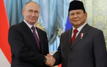 N'Golo Kanté Tidak Terkait dengan Berita Terbaru, Sementara Isu Sanctions Rusia dan Kisah Mengharukan Anak Penjual Anting di Mumbai Menarik Perhatian