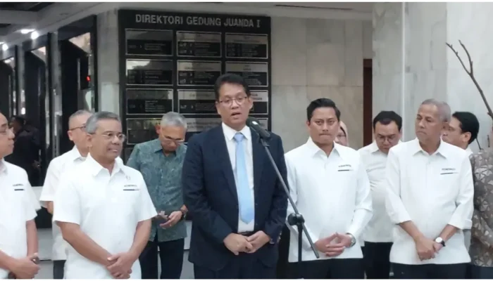 Patriot Bond dan Kontroversi Pencucian Uang: Menkeu Purbaya Yudhi Sadewa Bela Kebijakan Pemerintah