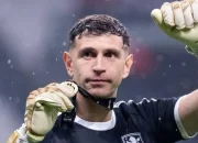 Persaingan Sengit: Juventus Incar Emiliano Martinez untuk Penguatan Tim