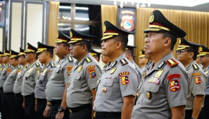 Perwira Polri: Dari Kasus Hukum hingga Kenaikan Pangkat