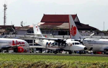 Pesawat Terbang: Dari Penampakan Lusinan Pesawat Tempur AS Hingga Bandara Husein Sastranegara Siap Beroperasi